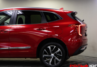 Подержанный автомобиль Haval Jolion 2023 года (25 фото)