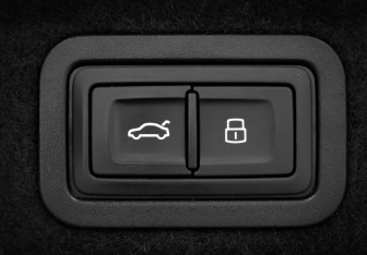 Подержанный автомобиль Audi A6 Sedan 2018 года (37 фото)