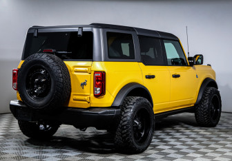 Подержанный автомобиль Ford Bronco 2021 года (5 фото)