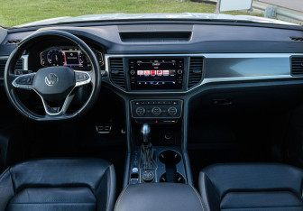Подержанный автомобиль Volkswagen Teramont 2021 года (12 фото)