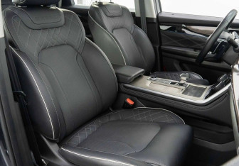 Подержанный автомобиль Exeed VX 2023 года (6 фото)