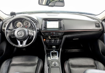 Подержанный автомобиль Mazda 6 Sedan 2014 года (14 фото)
