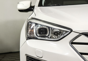 Подержанный автомобиль Hyundai Santa Fe 2013 года (5 фото)