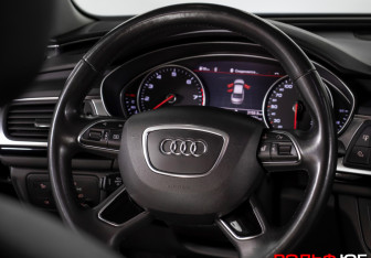 Подержанный автомобиль Audi A6 Sedan 2017 года (16 фото)