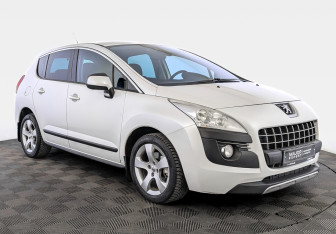 Подержанный автомобиль Peugeot 3008 2013 года (3 фото)