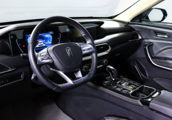 Подержанный автомобиль FAW Bestune T77 2021 года (7 фото)