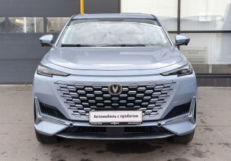Подержанный автомобиль Changan UNI-K 2023 года (2 фото)