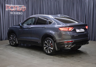 Подержанный автомобиль Geely Tugella 2023 года (7 фото)
