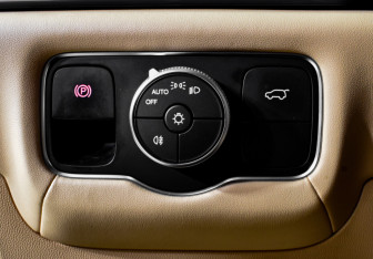 Подержанный автомобиль Jaecoo J8 2024 года (26 фото)