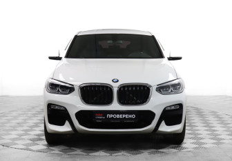 Подержанный автомобиль BMW X4 2018 года (2 фото)