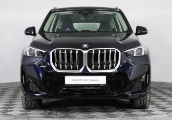 Новый BMW X1 2025 (3 фото)
