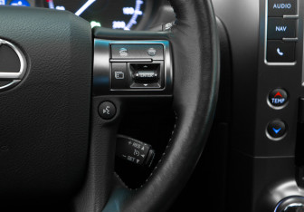 Подержанный автомобиль Lexus GX 2015 года (16 фото)