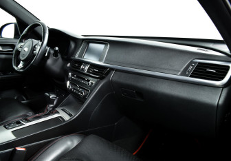 Подержанный автомобиль Kia Optima Sedan 2016 года (7 фото)