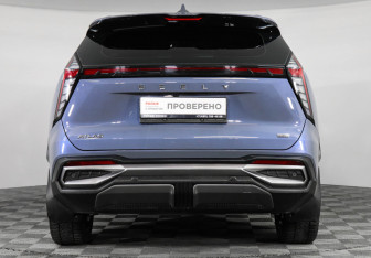 Подержанный автомобиль Geely Atlas 2024 года (6 фото)