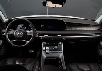 Подержанный автомобиль Hyundai Palisade 2023 года (12 фото)