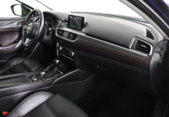 Подержанный автомобиль Mazda 6 Sedan 2015 года (10 фото)
