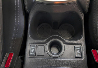 Подержанный автомобиль Nissan X-Trail 2021 года (25 фото)