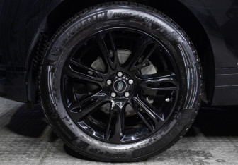 Подержанный автомобиль Land Rover Range Rover Velar 2020 года (27 фото)