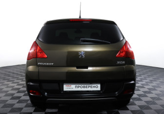 Подержанный автомобиль Peugeot 3008 2012 года (6 фото)