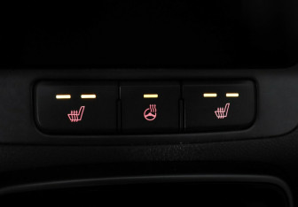 Подержанный автомобиль Kia Rio Hatchback 2021 года (13 фото)