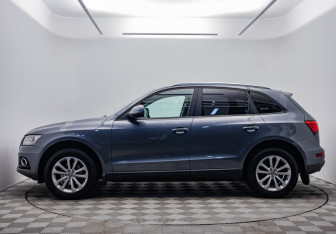 Подержанный автомобиль Audi Q5 2014 года (8 фото)