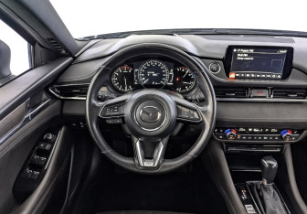 Подержанный автомобиль Mazda 6 Sedan 2020 года (22 фото)