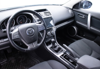 Подержанный автомобиль Mazda 6 Wagon 2008 года (9 фото)