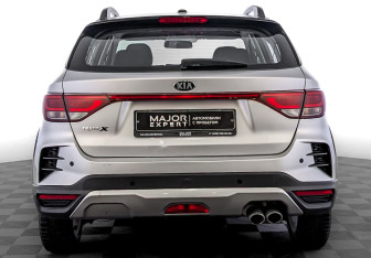 Подержанный автомобиль Kia Rio Hatchback 2021 года (6 фото)