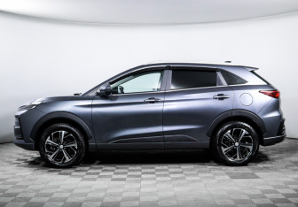 Подержанный автомобиль JAC JS6 2023 года (8 фото)