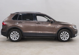 Подержанный автомобиль Volkswagen Tiguan 2017 года (4 фото)
