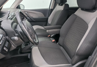 Подержанный автомобиль Citroen C4 Picasso 2016 года (10 фото)