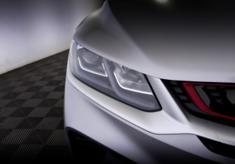 Подержанный автомобиль Geely Coolray 2023 года (16 фото)