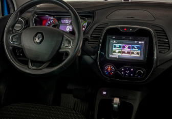 Подержанный автомобиль Renault Kaptur 2017 года (17 фото)