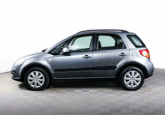 Подержанный автомобиль Suzuki SX4 Hatchback 2012 года (3 фото)