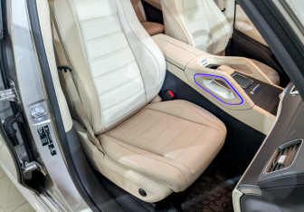 Подержанный автомобиль Mercedes-Benz GLE 2019 года (25 фото)