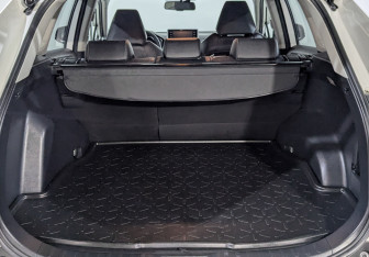 Подержанный автомобиль Toyota RAV4 2021 года (10 фото)