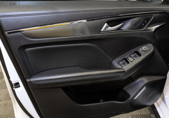 Подержанный автомобиль Haval Jolion 2024 года (19 фото)