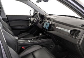 Подержанный автомобиль Chery Tiggo 4 2022 года (12 фото)