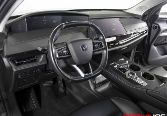 Подержанный автомобиль Changan UNI-K 2023 года (26 фото)