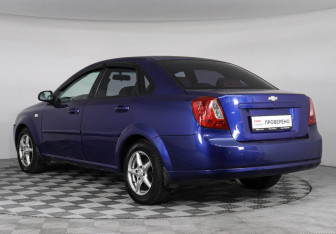 Подержанный автомобиль Chevrolet Lacetti Sedan 2008 года (4 фото)