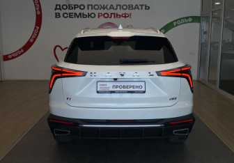 Подержанный автомобиль Haval F7 2025 года (5 фото)