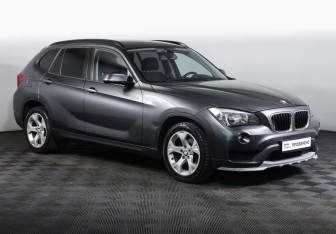 Подержанный автомобиль BMW X1 2014 года (3 фото)