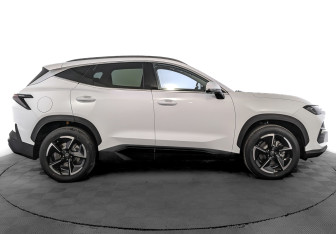 Новый Soueast S06 2026 (4 фото)