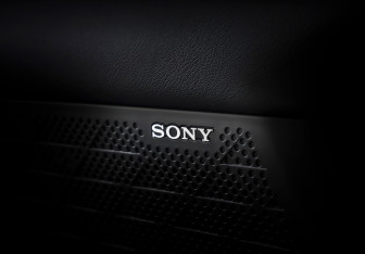 Подержанный автомобиль Changan UNI-V 2023 года (19 фото)