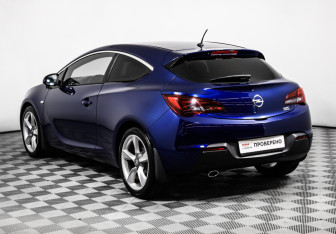 Подержанный автомобиль Opel Astra Hatchback 2014 года (7 фото)