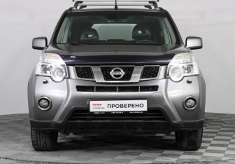 Подержанный автомобиль Nissan X-Trail 2012 года (2 фото)