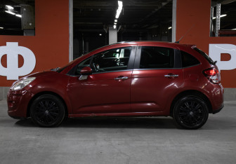 Подержанный автомобиль Citroen C3 Hatchback 2010 года (8 фото)