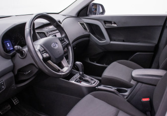 Подержанный автомобиль Hyundai Creta 2016 года (9 фото)
