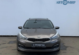 Подержанный автомобиль Kia Ceed Wagon 2018 года (2 фото)
