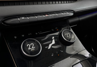 Подержанный автомобиль Exeed LX 2022 года (21 фото)